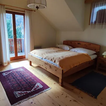 בית נופש Vier Jahreszeiten Reichenau (Feldkirchen)